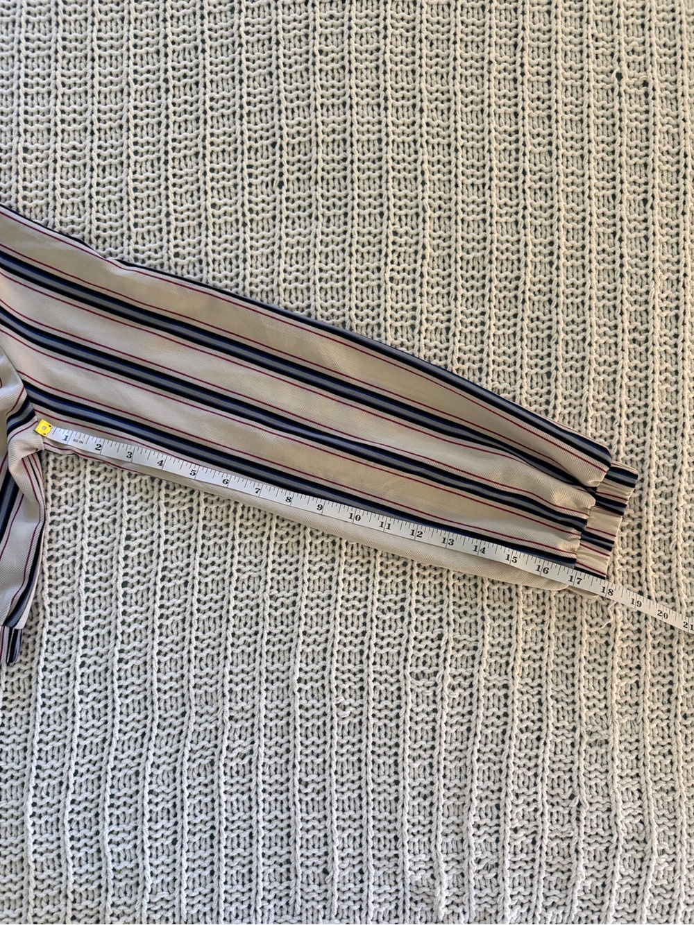 French Kiss Cream Blue Cropped Striped Blouse Office Intern Size Medium - Picture 6 of 6